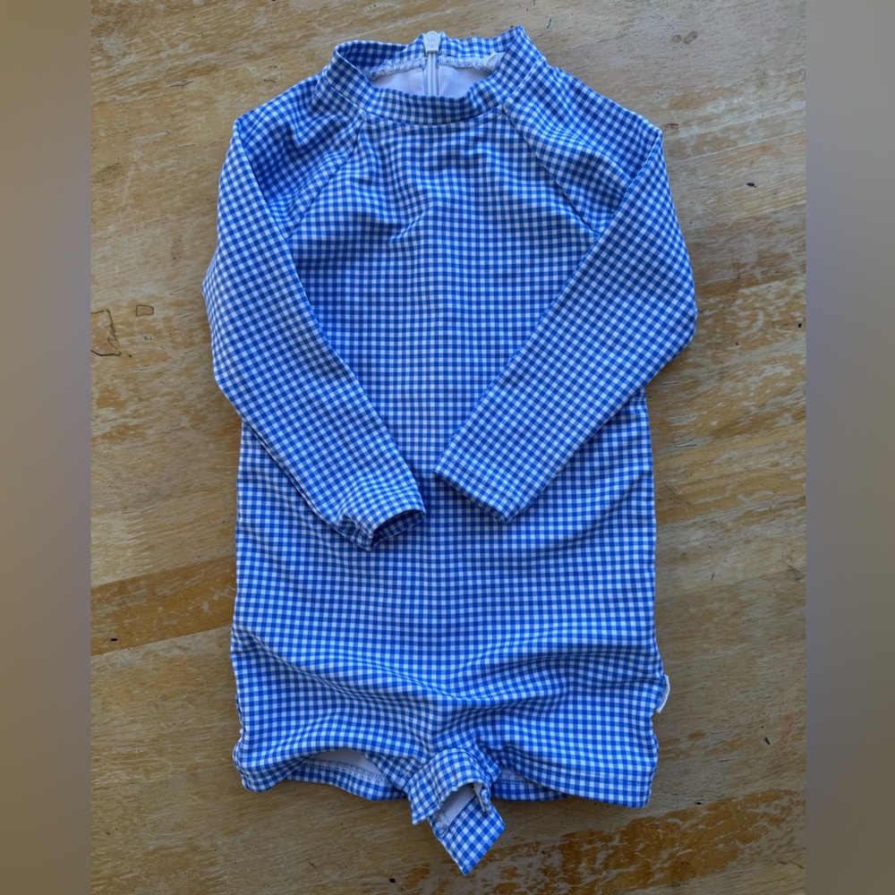 Minnow blue gingham long sleeve rashguard